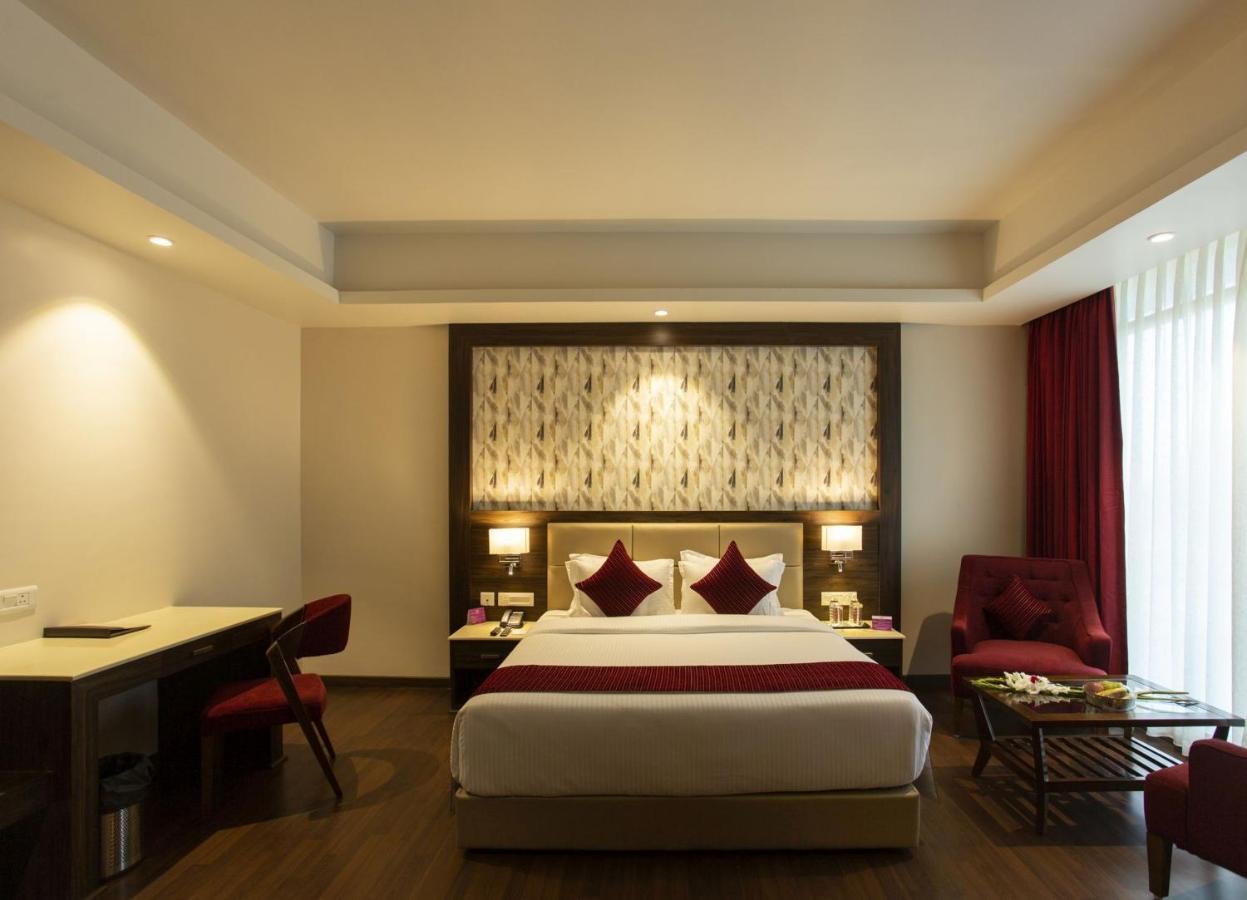 Sarovar Portico, Somnath Bagian luar foto
