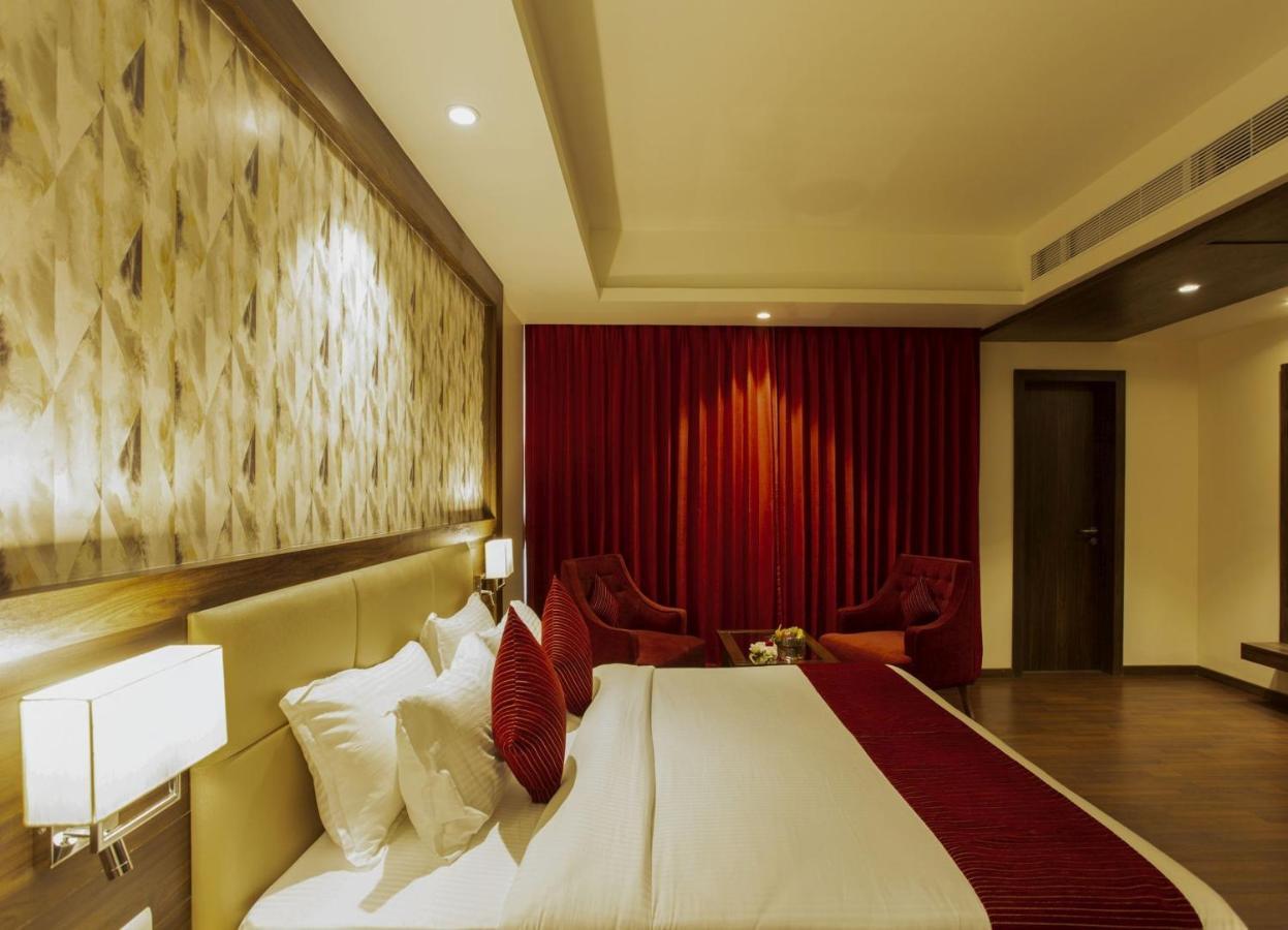 Sarovar Portico, Somnath Bagian luar foto