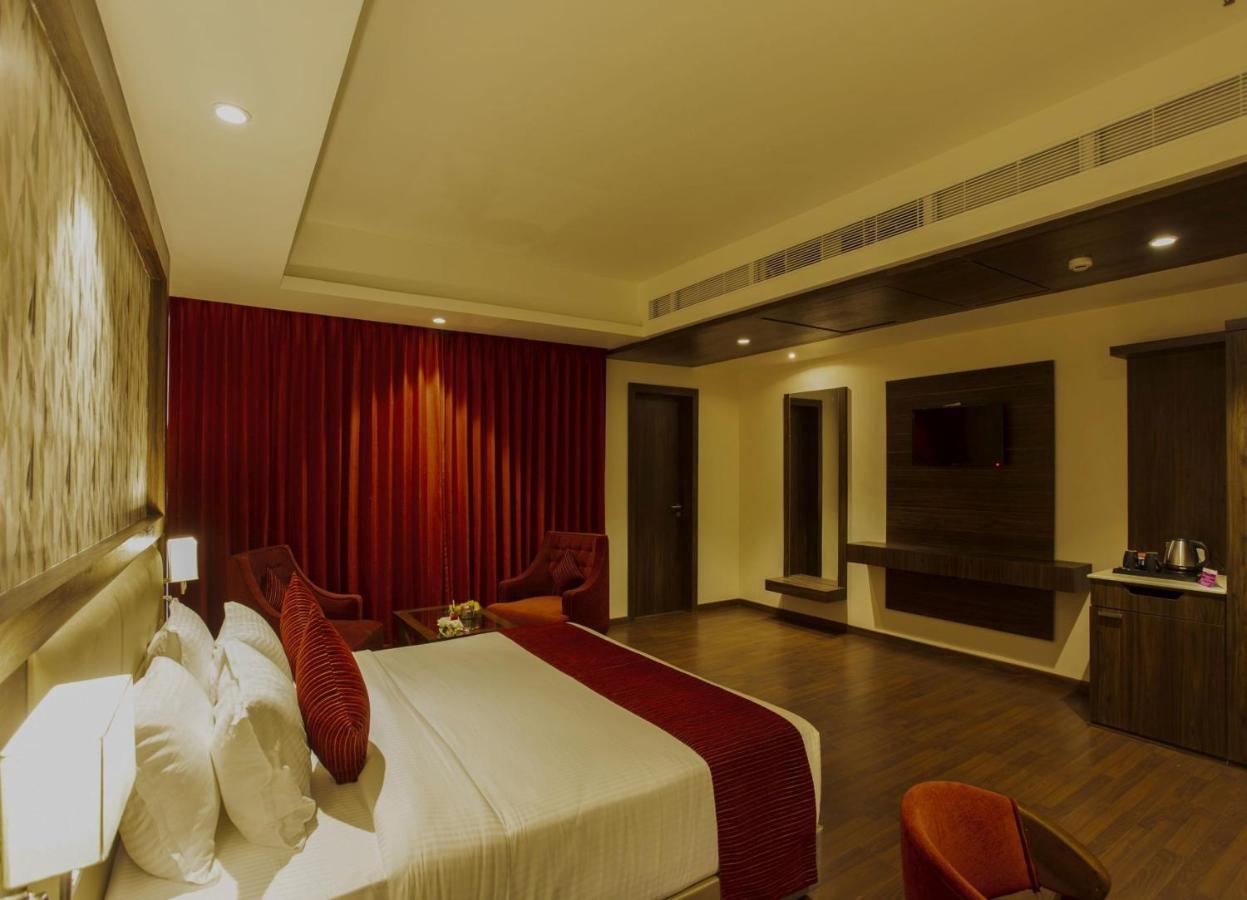 Sarovar Portico, Somnath Bagian luar foto