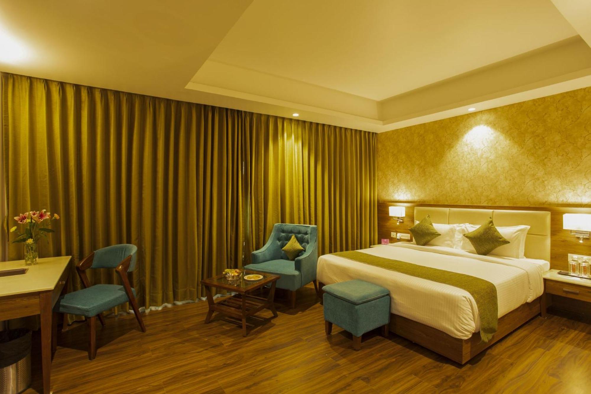 Sarovar Portico, Somnath Bagian luar foto