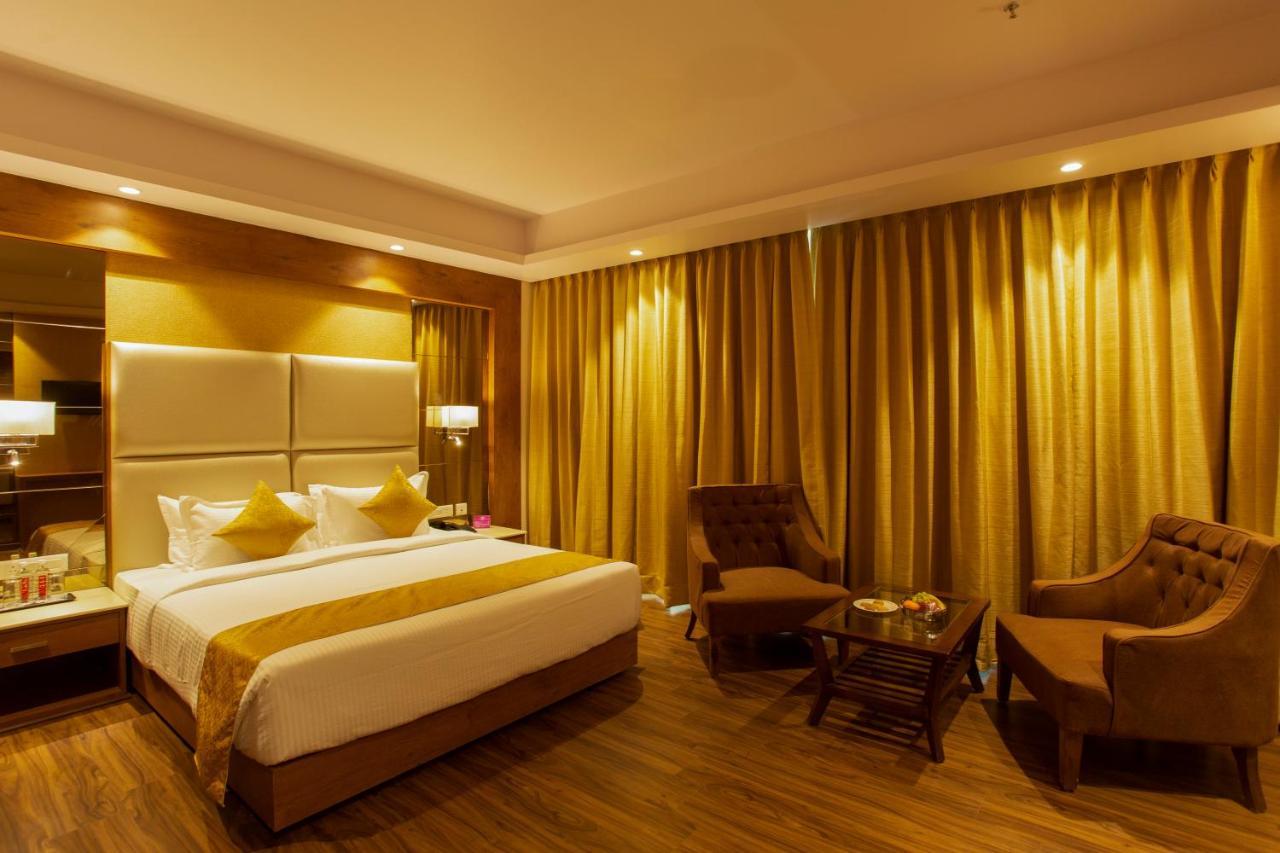 Sarovar Portico, Somnath Bagian luar foto